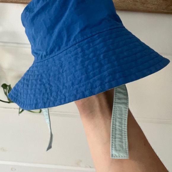 Patagonia Baby Bucket Hat - Picture 2 of 4